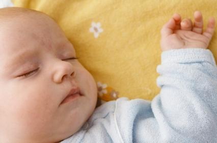 Quanto dovrebbe dormire un bambino in 6 mesi? Norme di sviluppo