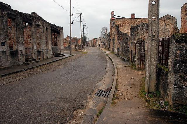 La sanguinosa tragedia del villaggio di Oradour-sur-Glane (Francia)
